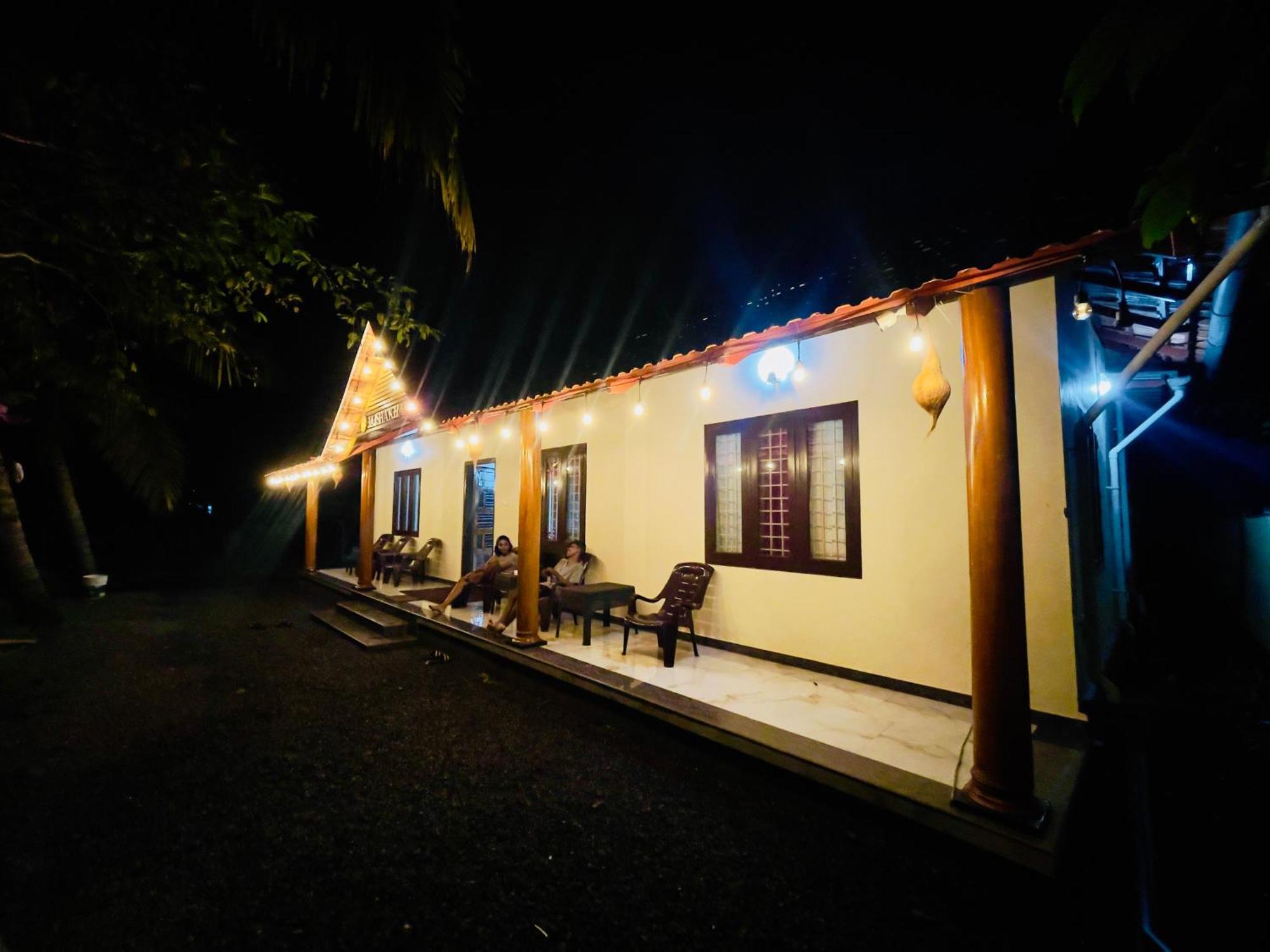 شقة Tulsi Kayal Retreat Champakulam المظهر الخارجي الصورة