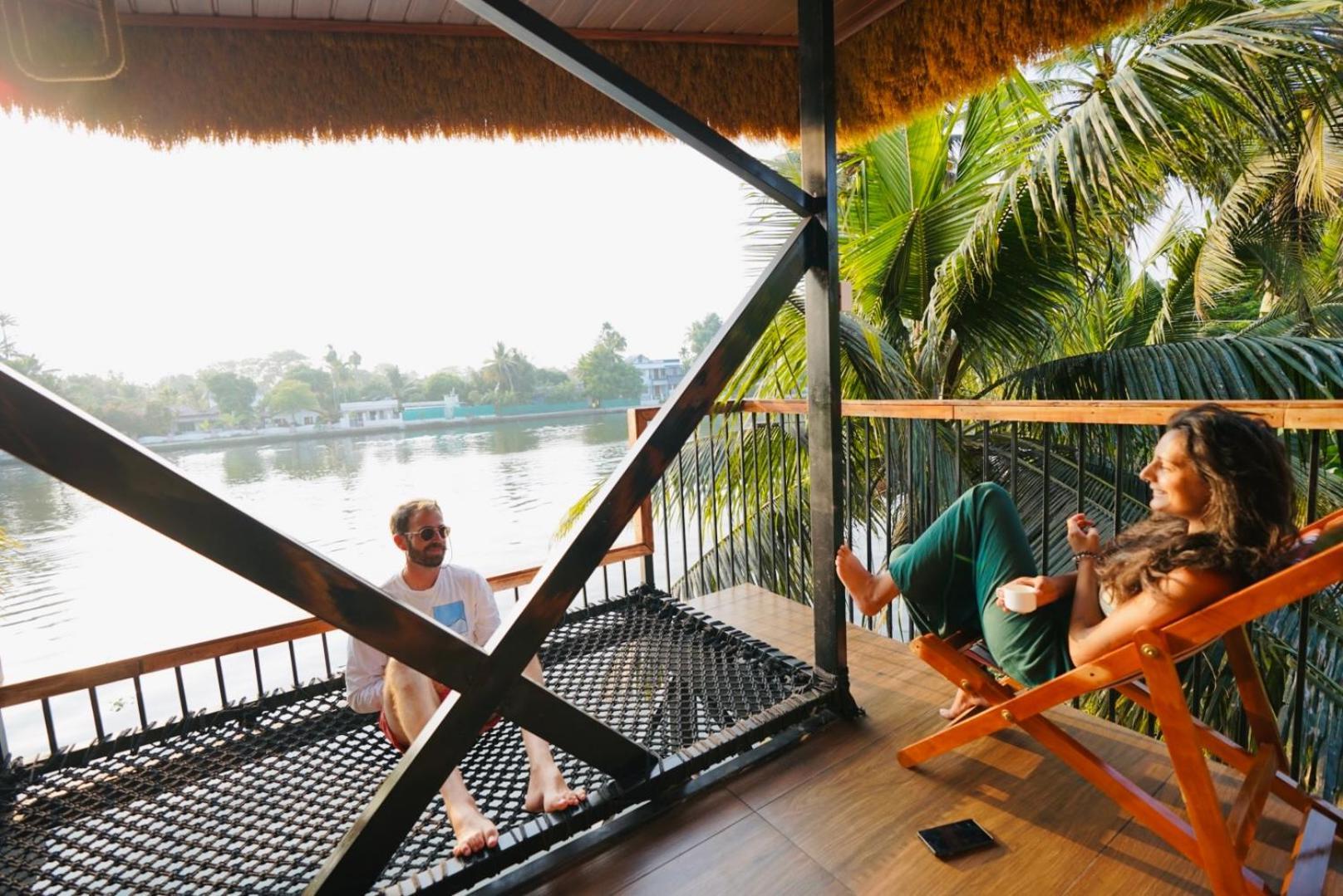 شقة Tulsi Kayal Retreat Champakulam المظهر الخارجي الصورة