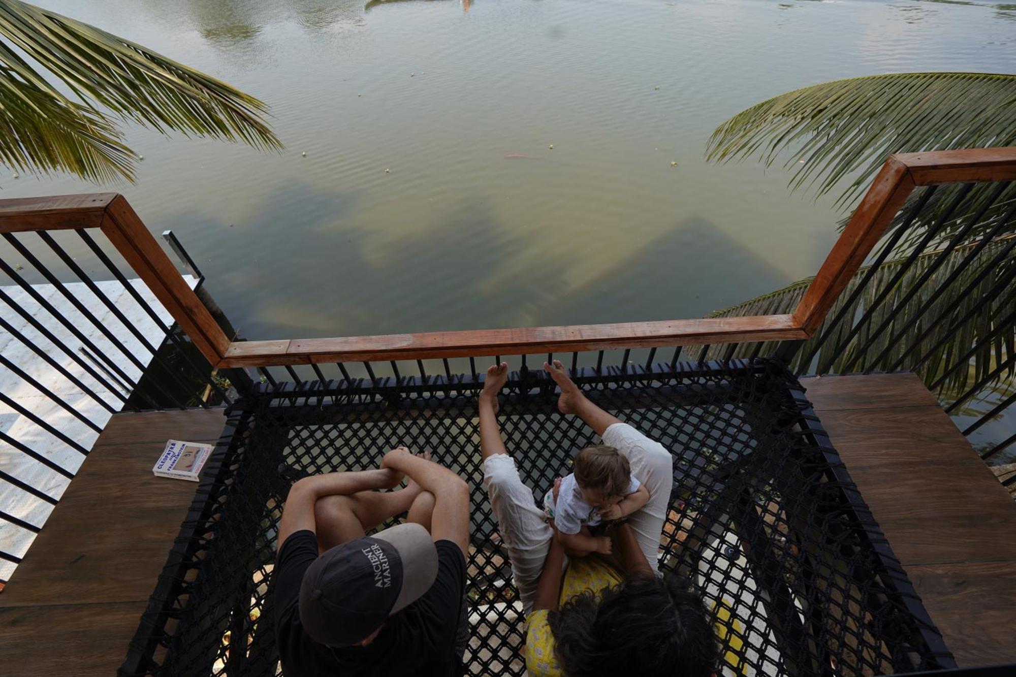 شقة Tulsi Kayal Retreat Champakulam المظهر الخارجي الصورة